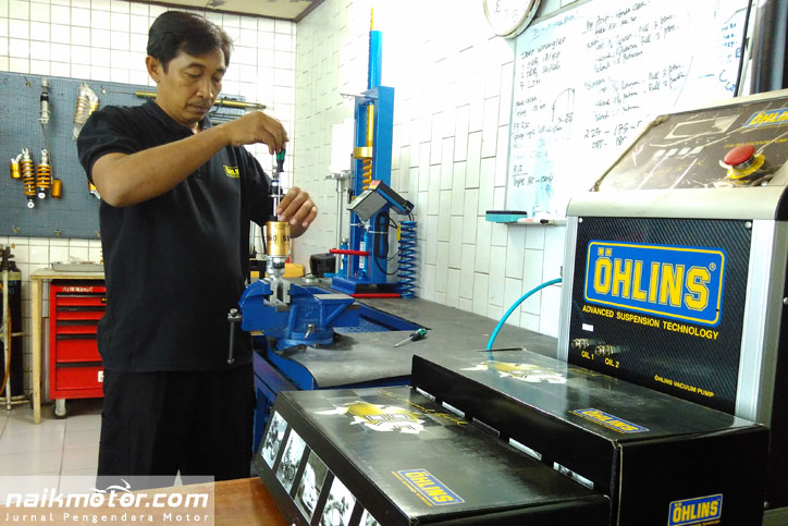 Ohlins Indonesia Bikin Seting Suspensi Ramadan Sambil Beramal