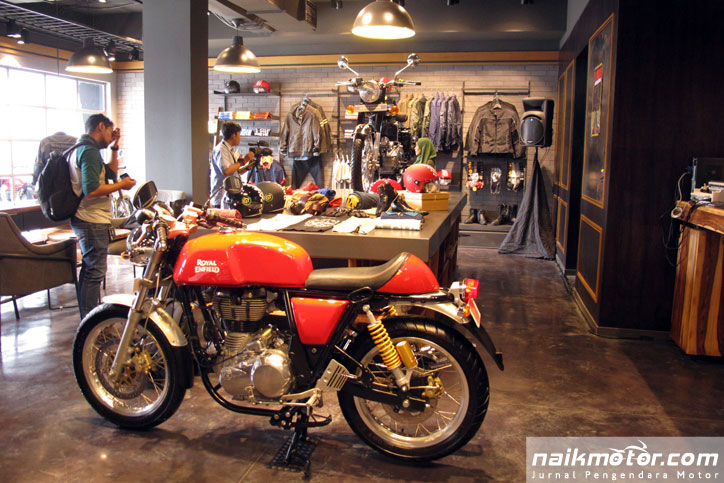 Diler baru Royal Enfield di Sunset Road Bali