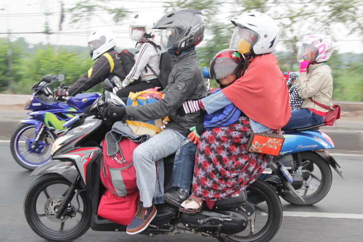 Tips aman mudik naik motor