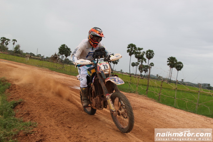 Asia Cross Country Rally 2016