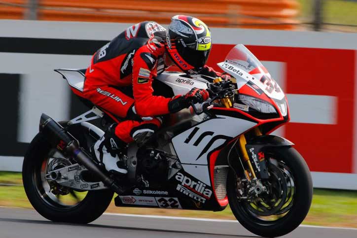Fokus di MotoGP, Pamor Aprilia Racing Meredup di WSBK Aprilia Racing