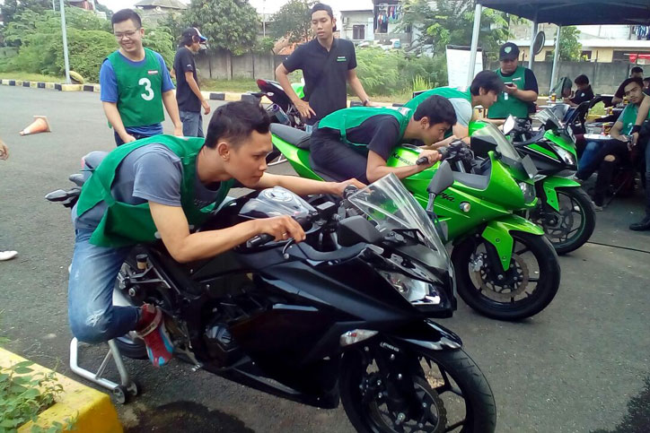 kawasaki racing academy
