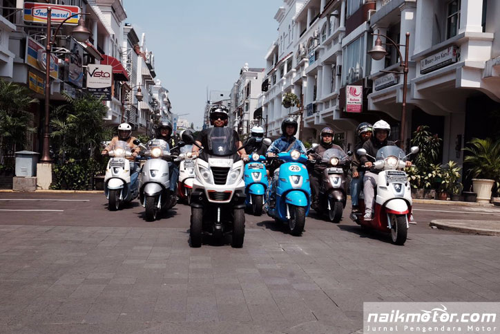 Peugeot Scooters Family