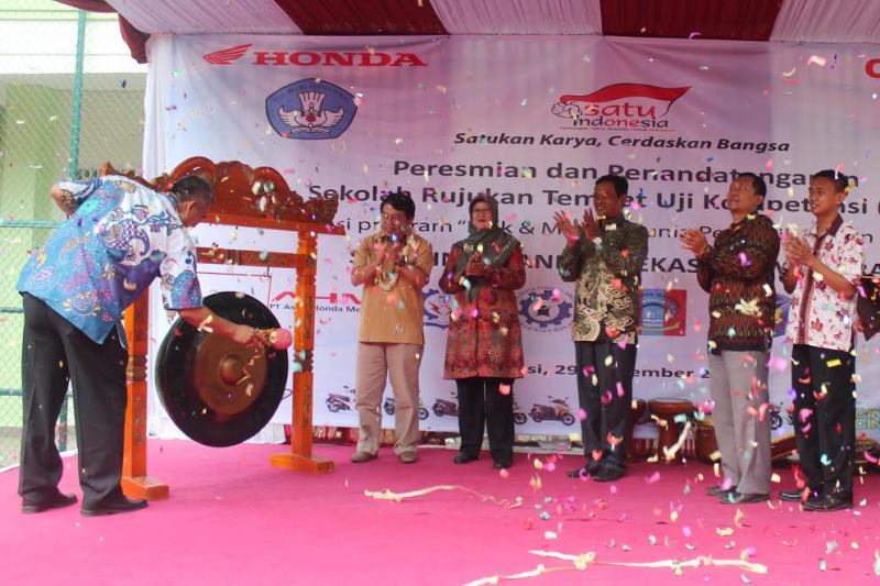 DAM Resmikan Empat Sekolah Tempat Uji Kompetensi KTSM Honda