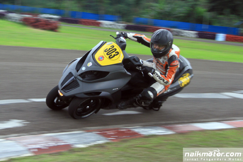 jelang-indonesia-scooter-championship-seri-ii-pertarungan-pembalap-mulai-memanas