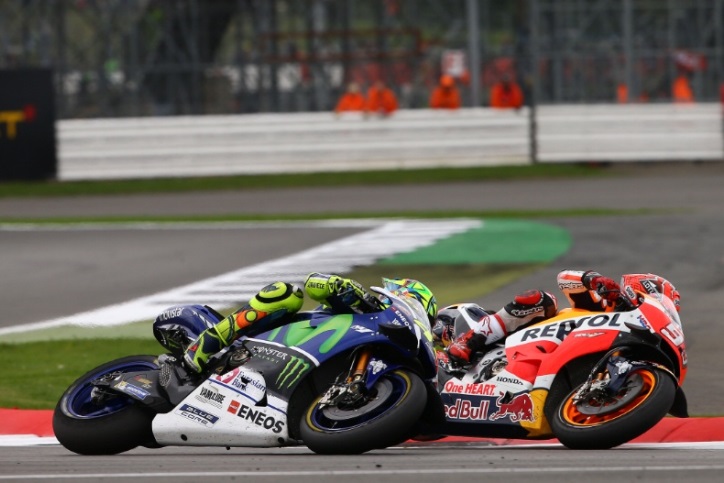 Ngotot Kejar Rossi, Marquez Kehilangan Podium di Silverstone