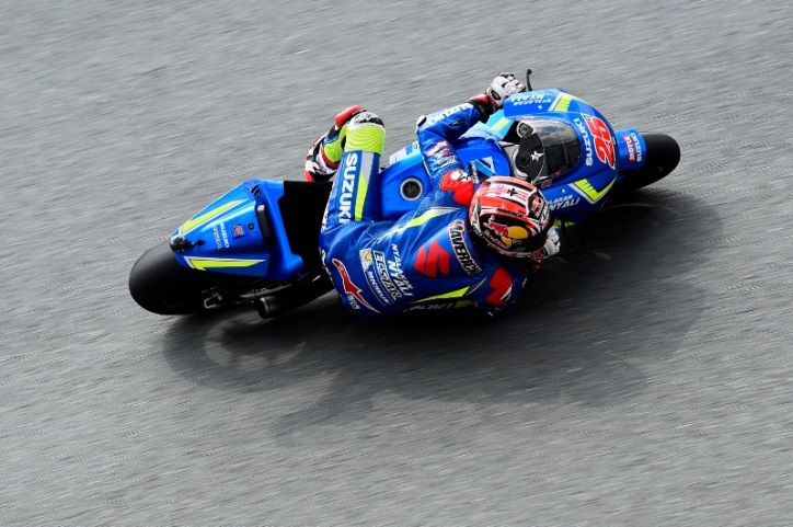 Temperatur Lintasan Dingin, Vinales Kuasai FP1 MotoGP Silverstone