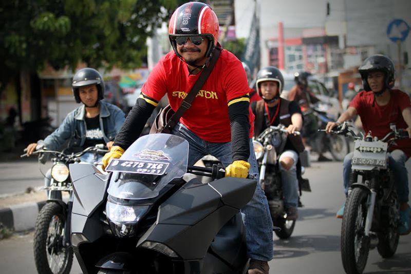 Test Ride Honda NM4 Vultus