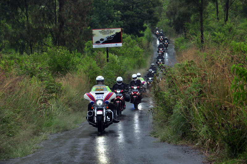 Sensasi Menyiksa Honda Supra GTR 150 Membelah Bukit Kawah Ijen