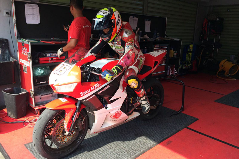 dua rider Honda Trijaya