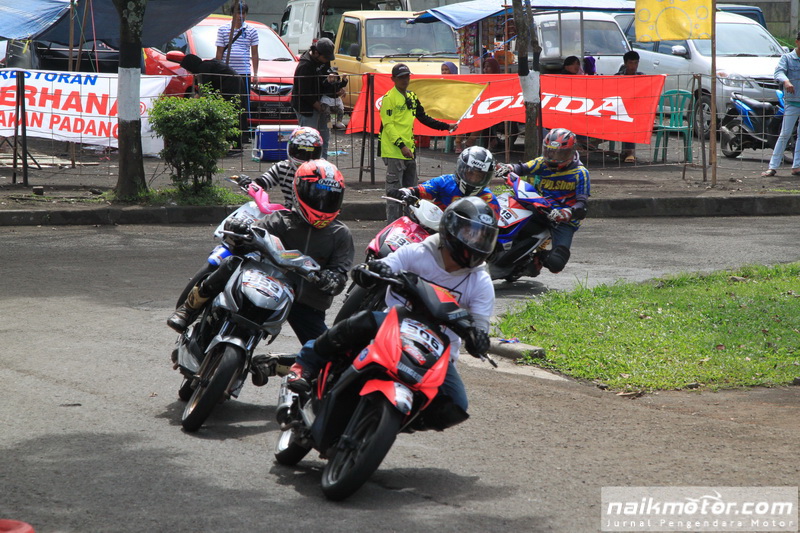 Corner Matic Race