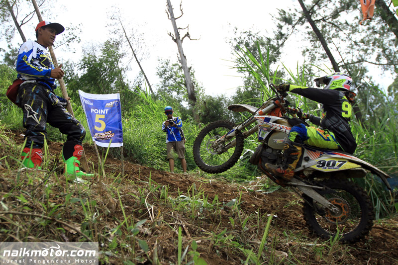 Galeri Foto Hari Kedua Malang Adventure Trail 6