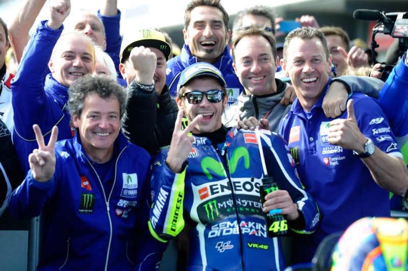 Rossi Sebut Vinales Masalah Baru di Tim Movistar Yamaha
