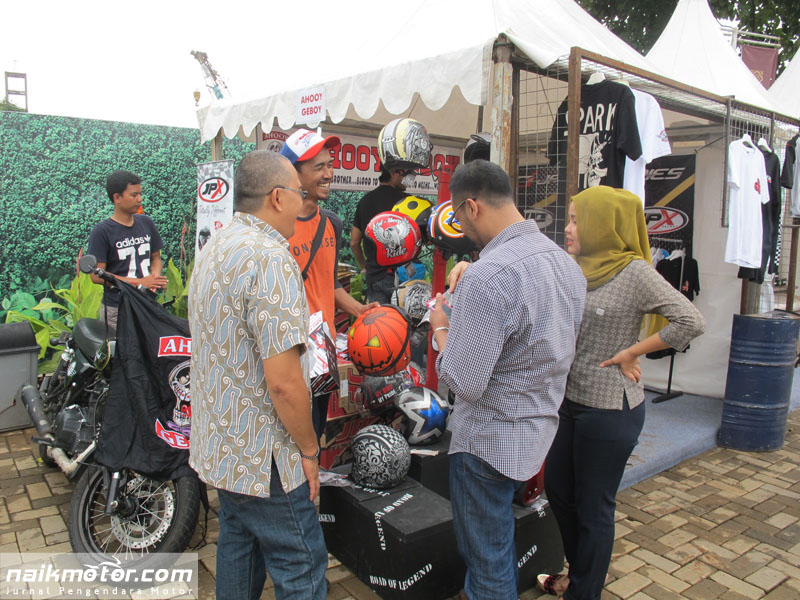 Helm Retro JP Helmet Hanya Rp 200 Ribu di Djakarta Rumble 2016