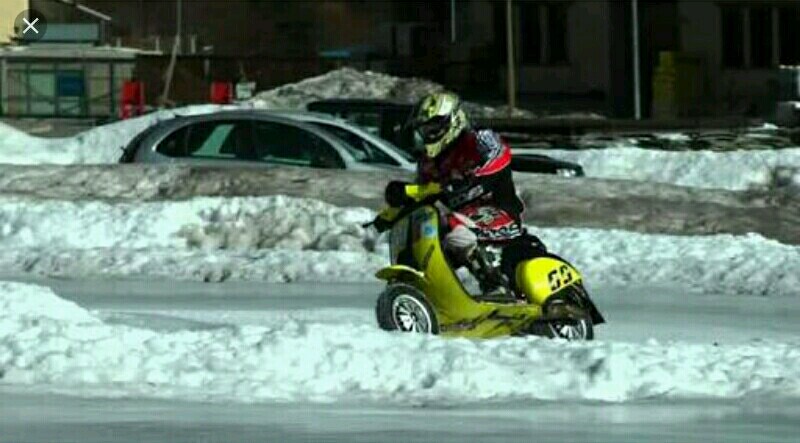 Ice Pragelato 2T Time Trial Vespa di Trek Berlapis Es