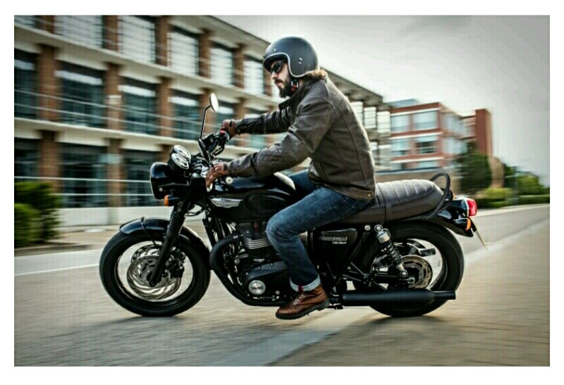 Triumph Bonneville kena recall