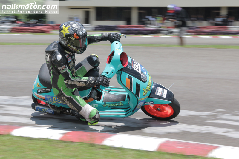 Dapscoots Diganjar Kado Podium di ISC Seri 1