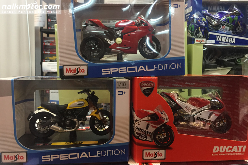 Ayo Berburu Diecast Motor di IIMS 2017