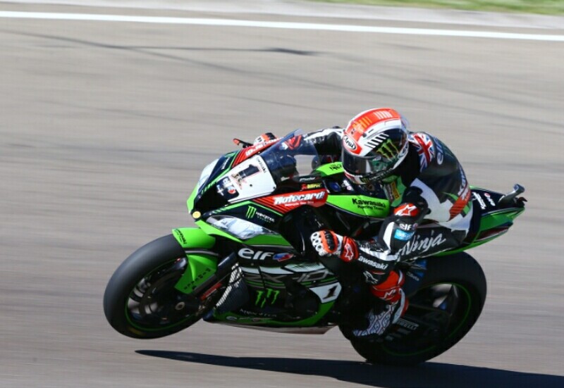 Ban Rea Meledak Saat Race 1 WSBK Donington, Pirelli Cari Tahu