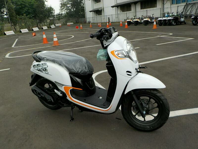 Teknologi dan Fitur Honda Scoopy Baru