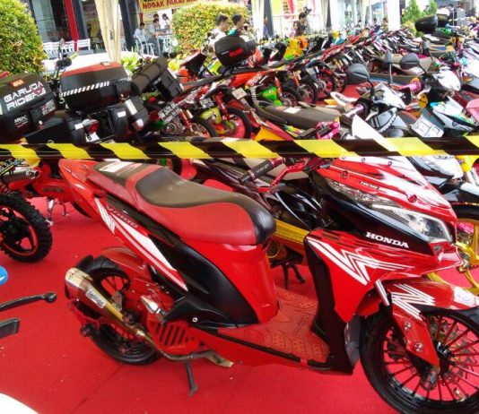 Daftar Pemenang Kontes Modifikasi HMC 2017 Manado Kontes modifikasi HMC 2017 Manado