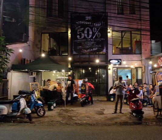 Wow, Ada Diskon 50% di Midnite Sale Scooter House Djakarta, Yuk Serbu! Midnite Sale Scooter House Djakarta
