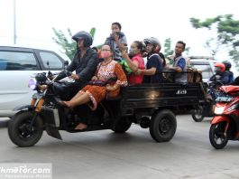 Potret Pemudik Naik Motor 2017 Bagian 1 Potret Pemudik Naik Motor 2017 Bagian 1