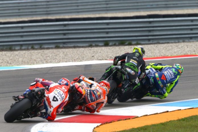 Rossi: Zarco Mencoba Memaksakan Race Line yang Sempit