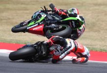 Tunggu Jempol, Chaz Davies Ingin Turun Balapan di WSBK Laguna Seca Tunggu Jempol, Chaz Davies Ingin Turun Balapan di WSBK Laguna Seca