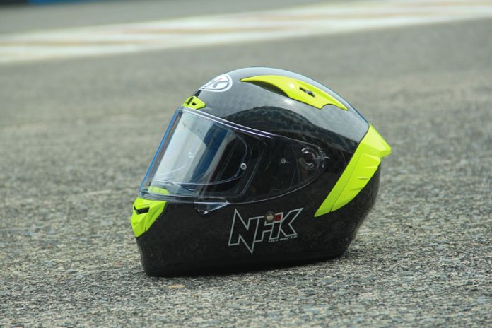 Helm baru NHK BUat Balap Motor