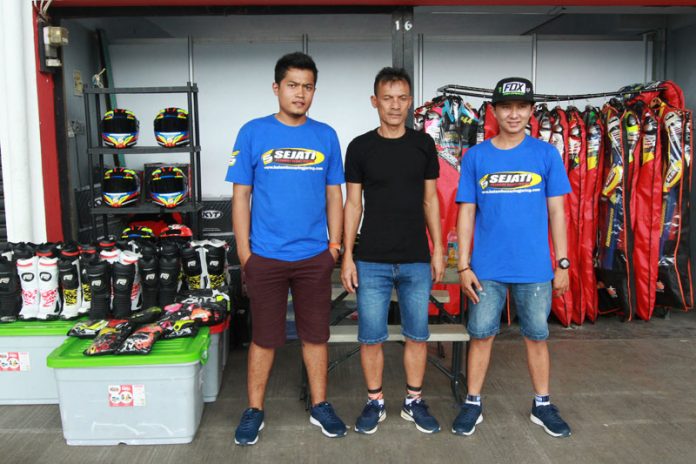 Ada jasa Penyewaa Wearpack di Yamaha Sunday race Seri-2