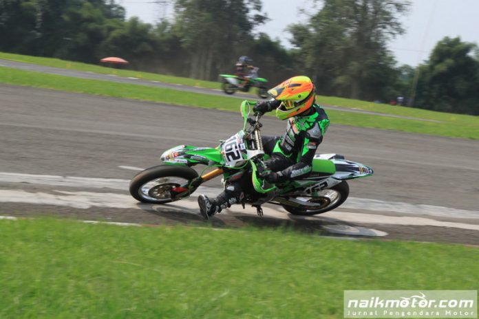 Hasil lomba Kejurnas Supermoto Sentul