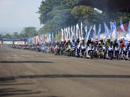 Seribuan Orang Komunitas Ikut dalam Victory Lap Mengitari Sirkuit Sentul Yamaha Sunday Race 2018 Seri 3