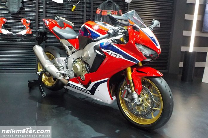 Spesifikasi Honda CBR1000RR Fireblade di GIIAS 2017