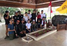 Motorbaik 2017 Hari Kedua Ziarah ke Makam Bung Karno dan Finis di Bromo Motorbaik 2017 Hari Kedua Ziarah ke Makam Bung Karno