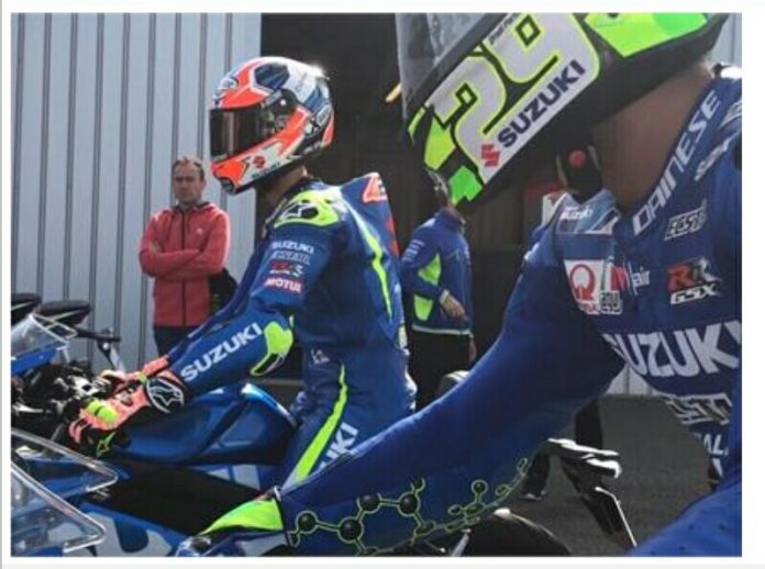 Iannone dan Rins Menjajal Suzuki GSX-R125 di MotoGP 2017 Silverstone