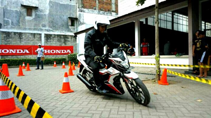 Modifikasi Sonic dan Gymkhana Fun Challenge