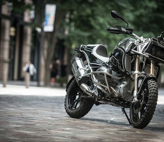 Motor Custom BMW R1200GS Gahar dari Cherry’s Company buat Touring motor custom BMW R1200GS gahar dari Cherry’s Company