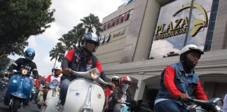 Rolling Thunder Indonesia Scooter Festival 2017 Dipadati Ribuan Pecinta Vespa