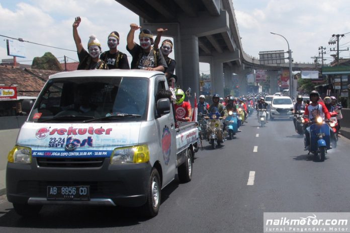 Punakawan Tampil Semarakan Indonesia Scooter Festival 2017