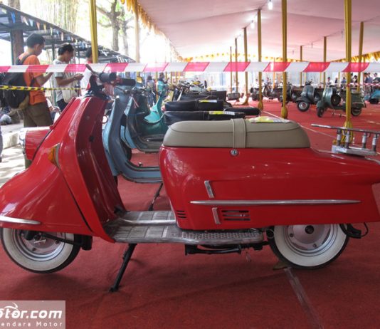 Mengintip Barang Langka di Indonesia Scooter Festival 2017 Mengintip Barang Langka di Indonesia Scooter Festival 2017