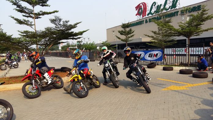 Promotor FIM Asia Supermoto dan Kracker gelar latihan bersama