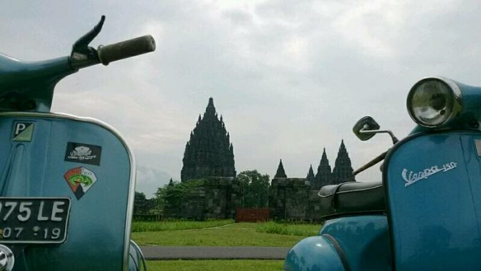 Asia Vespa Days pertama