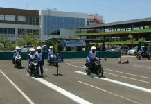 Kelompok Suporter Bonek Diajak Pelatihan Safety Riding Oleh MPM Bonek Diajak Pelatihan Safety Riding