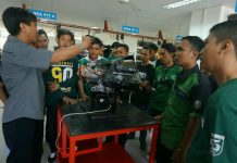 MPM Honda Melatih Bonek Menjadi Mekanik Andal MPM Honda Melatih Bonek Menjadi Mekanik Andal