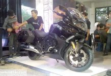 BMW K 1600 B Sasar Kolektor di Indonesia BMW K 1600 B Sasar Kolektor di Indonesia
