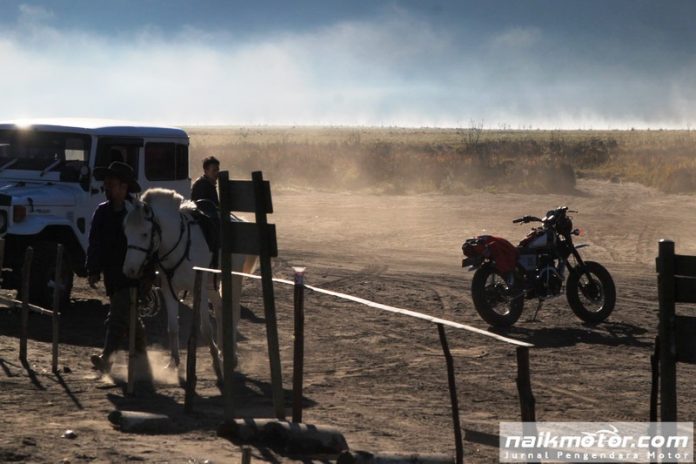 Merekam Suasana Pagi di Bromo dalam Motul Riding Story