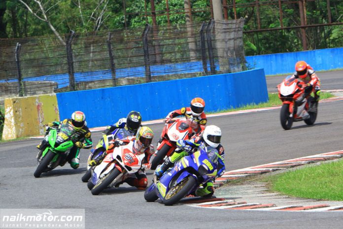 Rey Ratukore Menang di Race 2 IRS Sport 250cc