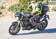 Triumph Speed Triple Baru Akan Dihadirkan Saat EICMA 2017 Triumph Speed Triple Baru Akan Dihadirkan Saat EICMA 2017