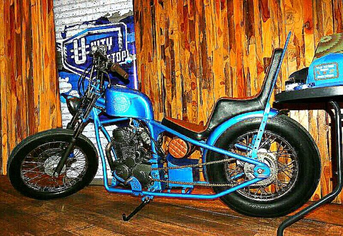 Motor Custom Biru Cerdi